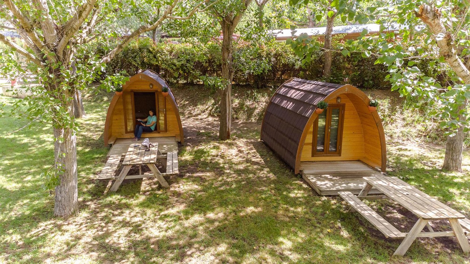 Bungalows - Camping El Solsones Сольсона Екстер'єр фото